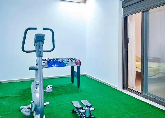 Tamara Vlicha (Rhodes)