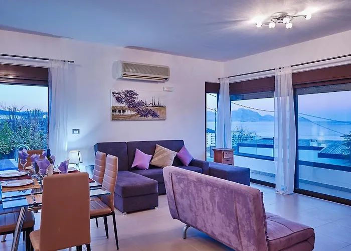 Tamara Vlicha (Rhodes)